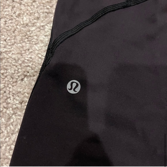 Lululemon Black Training Leggings 25” - Picture 5 of 6